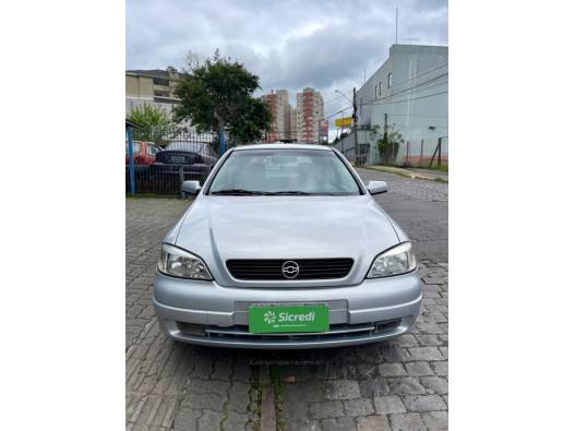 CHEVROLET - ASTRA - 2000/2001 - Prata - R$ 23.900,00