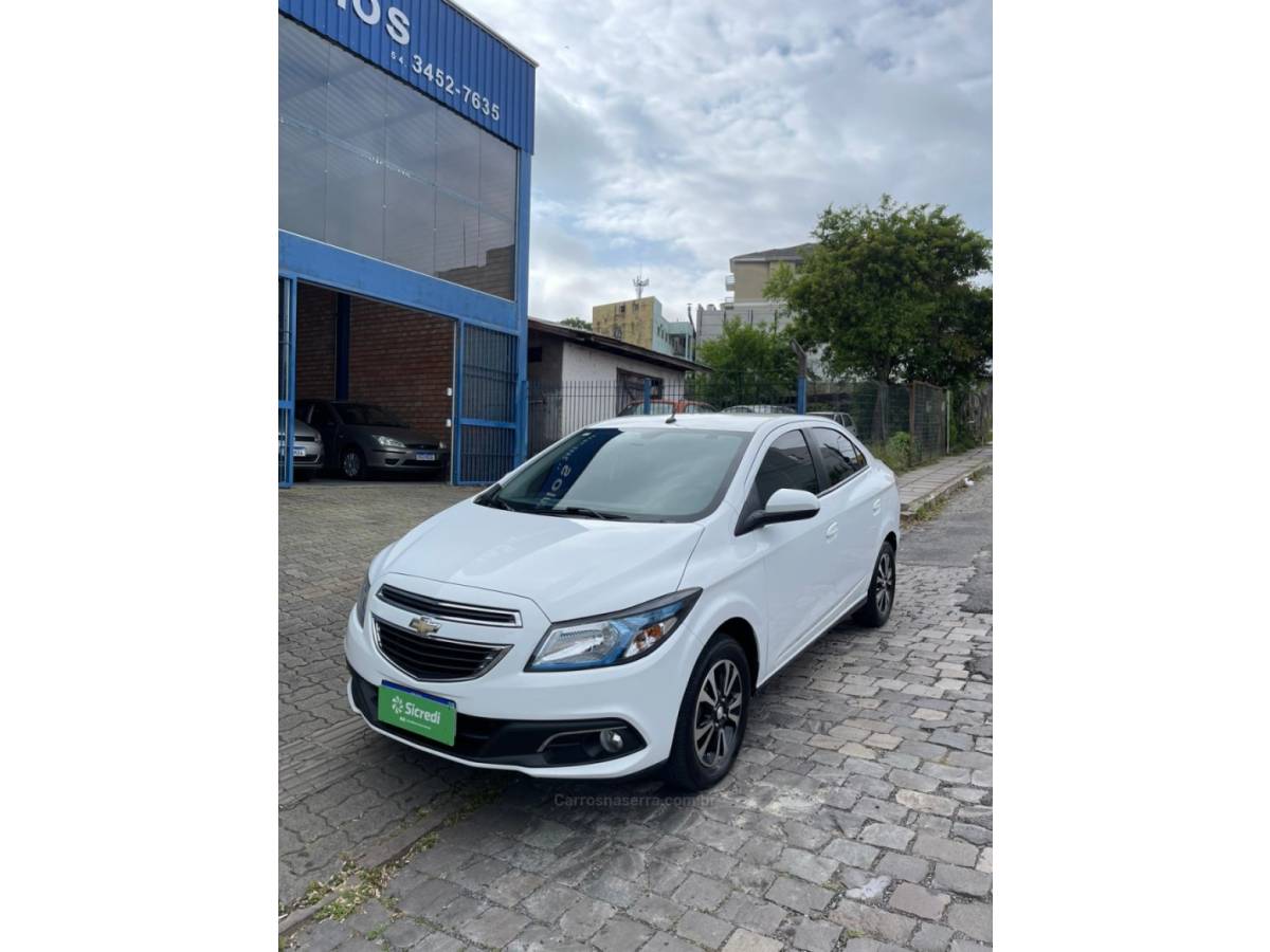 CHEVROLET - PRISMA - 2014/2015 - Branca - R$ 57.000,00