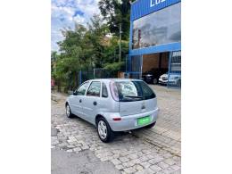 CHEVROLET - CORSA - 2011/2012 - Prata - R$ 34.500,00