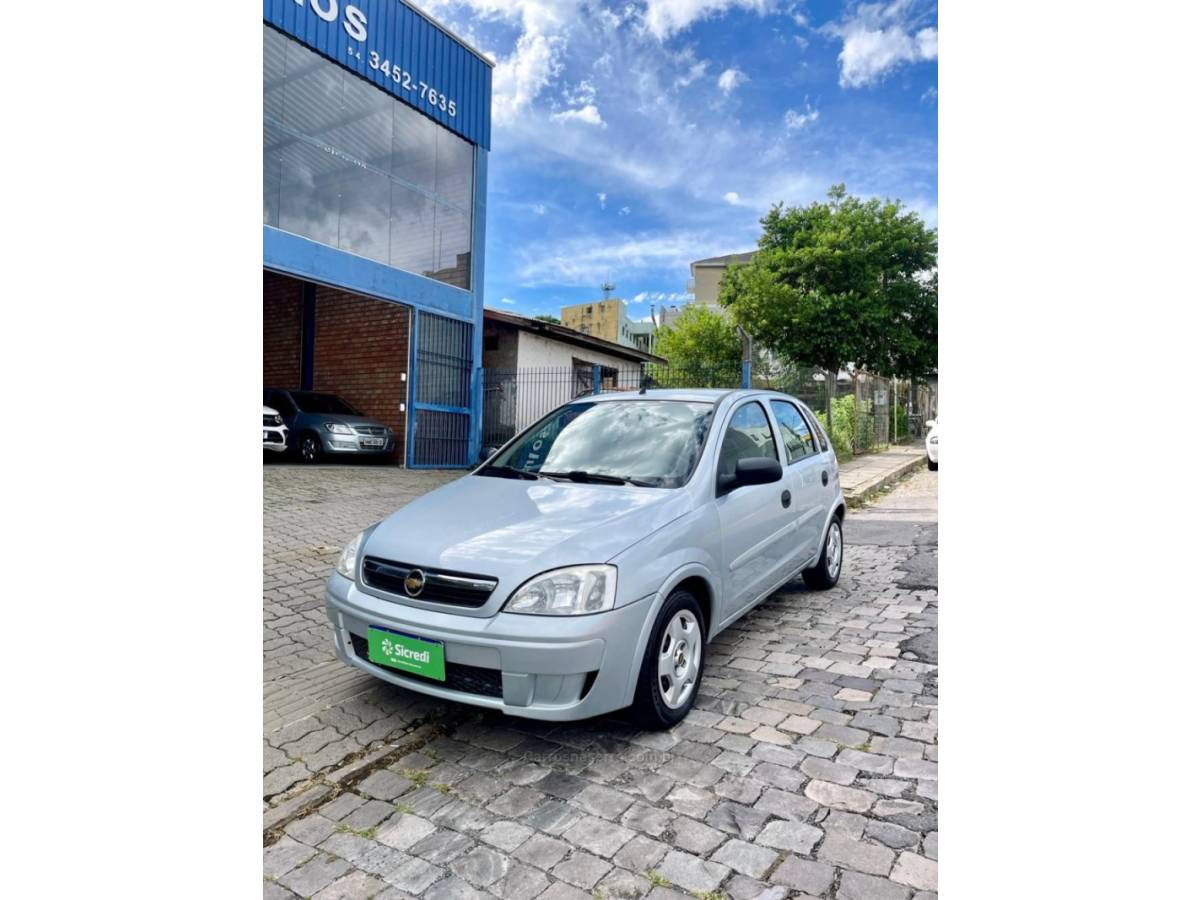 CHEVROLET - CORSA - 2011/2012 - Prata - R$ 34.500,00