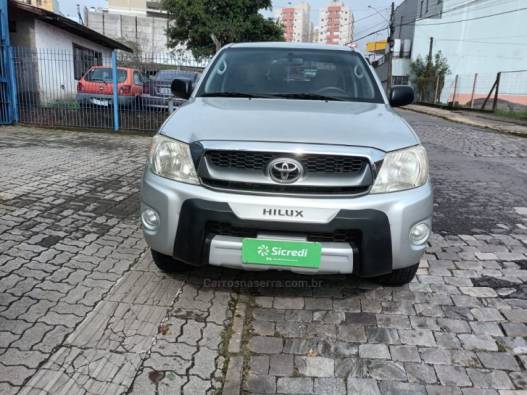 TOYOTA - HILUX - 2009/2009 - Prata - R$ 84.000,00