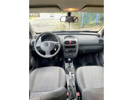 CHEVROLET - CORSA - 2011/2012 - Prata - R$ 34.500,00