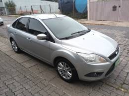 FORD - FOCUS - 2011/2012 - Prata - R$ 41.000,00