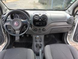 FIAT - PALIO - 2015/2016 - Branca - R$ 43.000,00