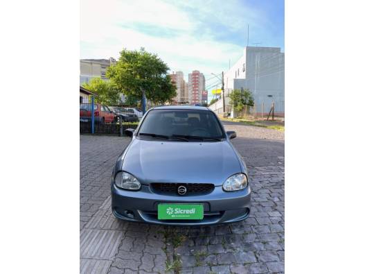 CHEVROLET - CORSA - 2000/2001 - Cinza - R$ 15.000,00