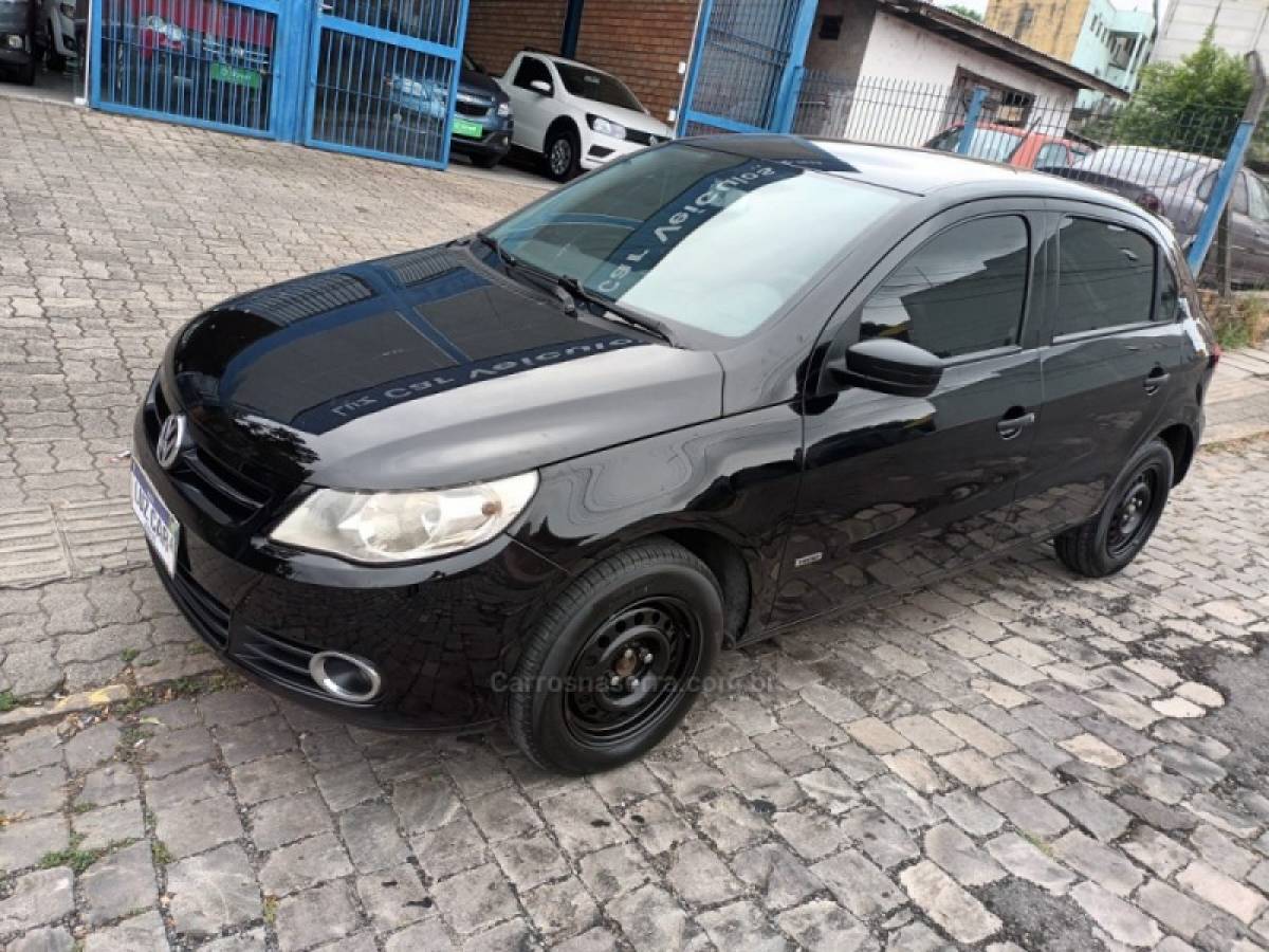 VOLKSWAGEN - GOL - 2009/2010 - Preta - R$ 26.000,00