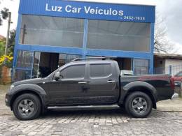 NISSAN - FRONTIER - 2015/2015 - Preta - R$ 105.000,00