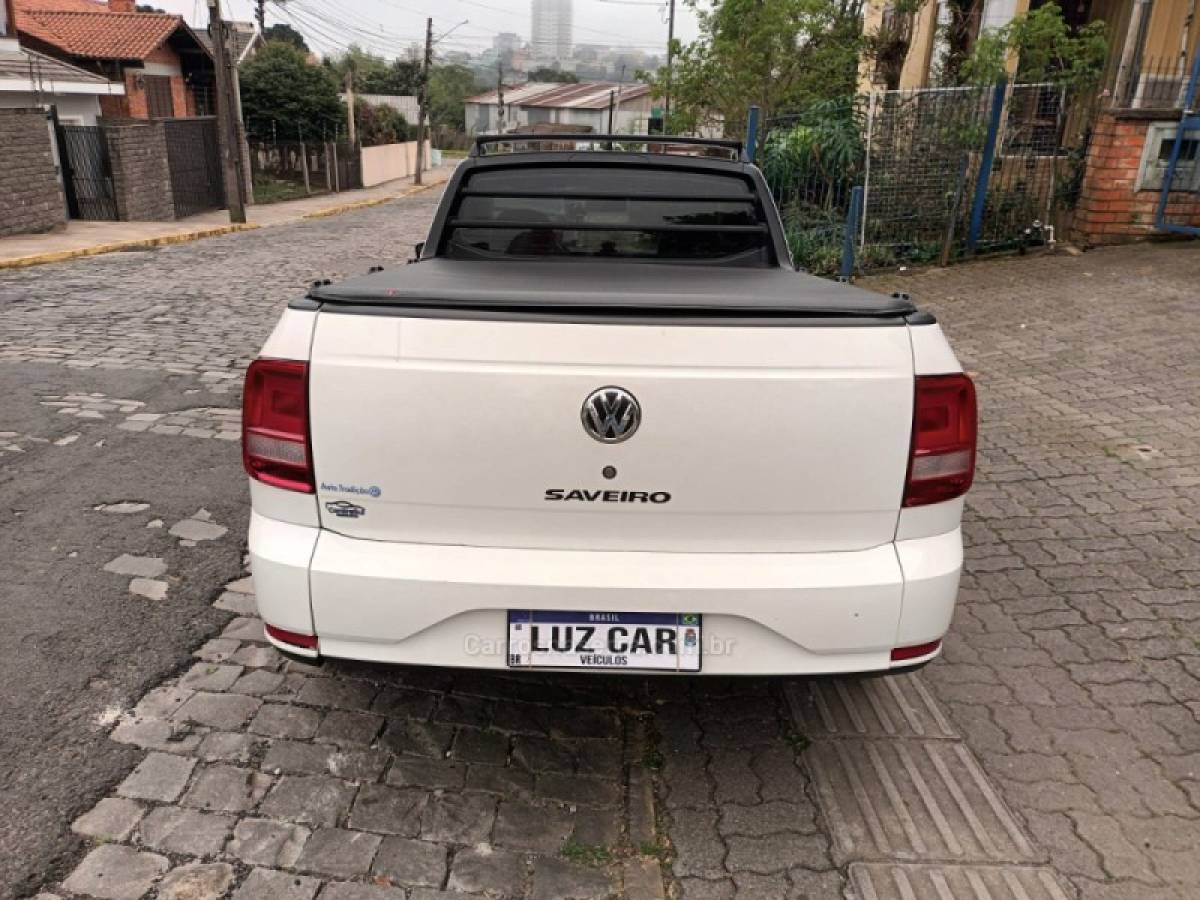 VOLKSWAGEN - SAVEIRO - 2020/2021 - Branca - R$ 69.000,00