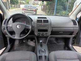 VOLKSWAGEN - POLO - 2008/2009 - Preta - R$ 35.000,00