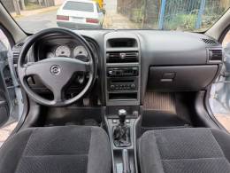 CHEVROLET - ASTRA - 2010/2011 - Prata - R$ 37.000,00