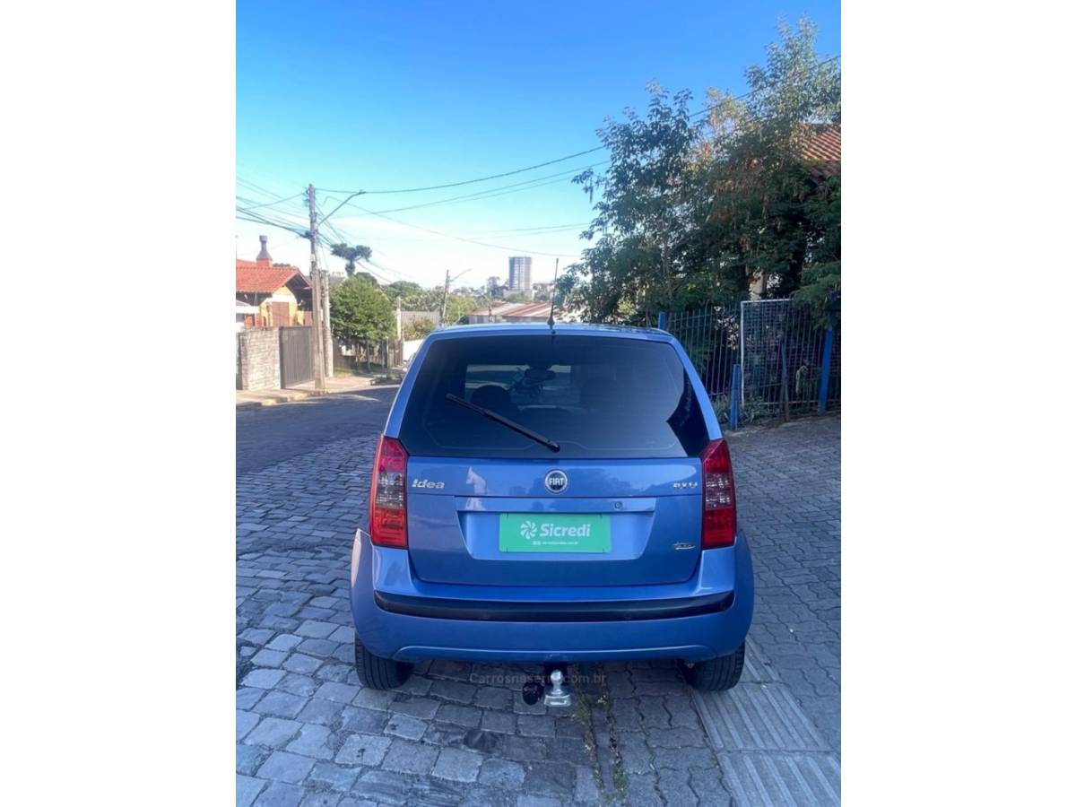 FIAT - IDEA - 2005/2006 - Azul - R$ 27.000,00