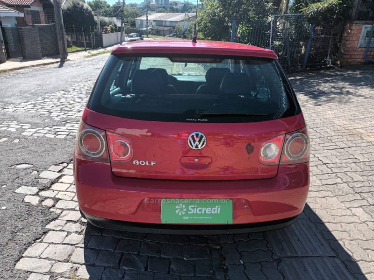 VOLKSWAGEN - GOLF - 2007/2008 - Vermelha - R$ 43.000,00