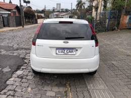 FORD - FIESTA - 2012/2013 - Branca - R$ 36.000,00