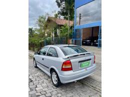 CHEVROLET - ASTRA - 2000/2001 - Prata - R$ 23.900,00