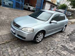 CHEVROLET - ASTRA - 2010/2011 - Prata - R$ 37.000,00