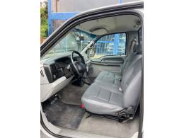 FORD - F-250 - 2000/2000 - Prata - R$ 155.000,00