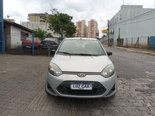 FORD - FIESTA - 2012/2013 - Prata - R$ 31.900,00