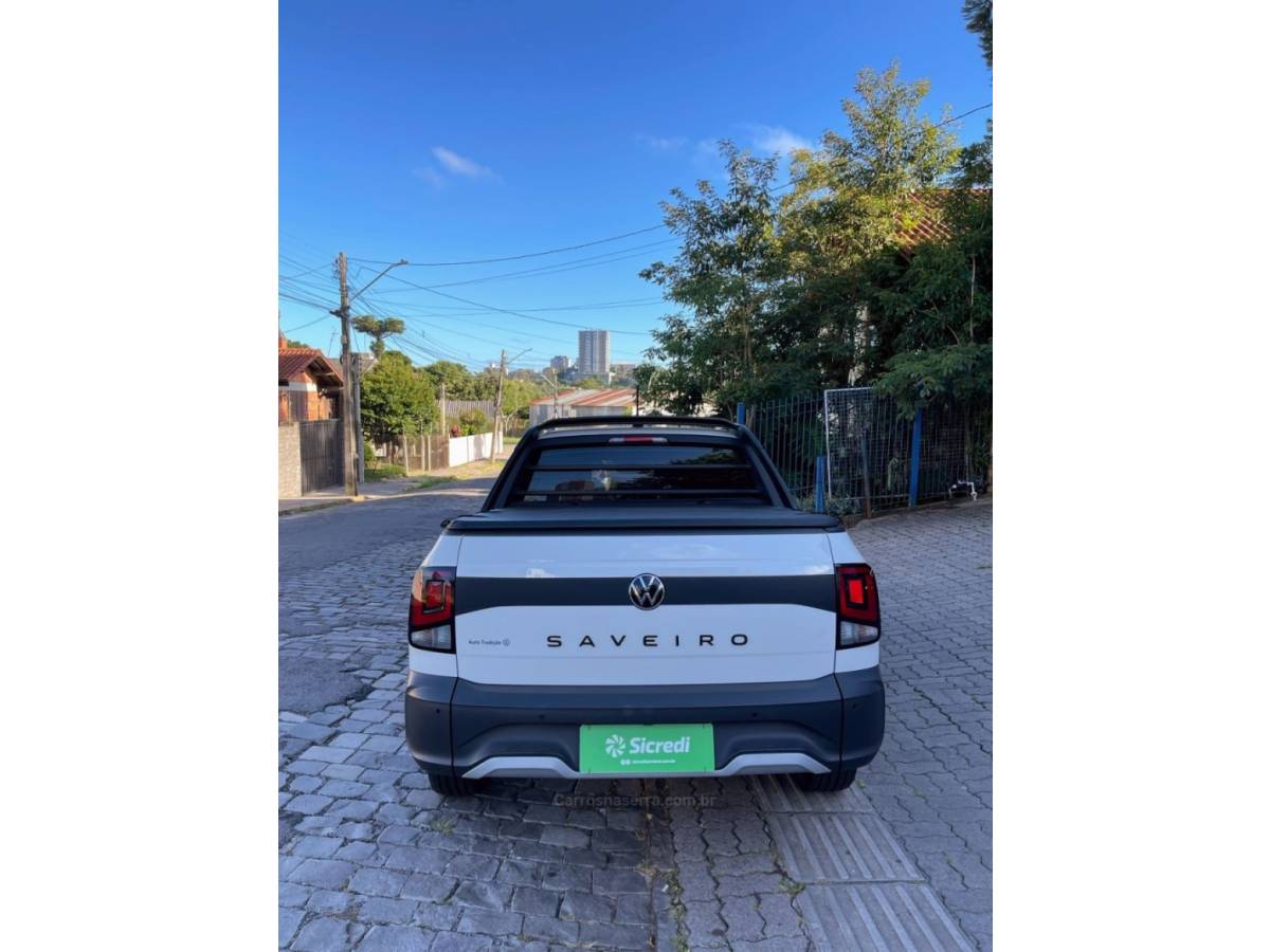 VOLKSWAGEN - SAVEIRO - 2024/2025 - Branca - R$ 111.000,00