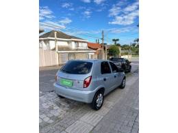 CHEVROLET - CELTA - 2010/2011 - Prata - R$ 31.000,00