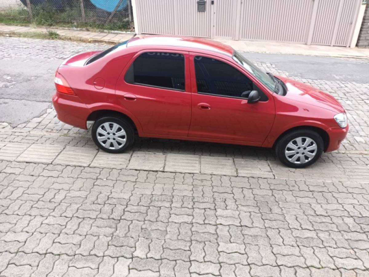 CHEVROLET - PRISMA - 2007/2008 - Vermelha - R$ 26.500,00