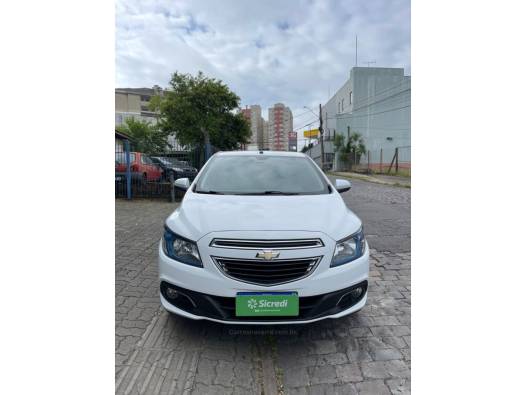 CHEVROLET - PRISMA - 2014/2015 - Branca - R$ 57.000,00