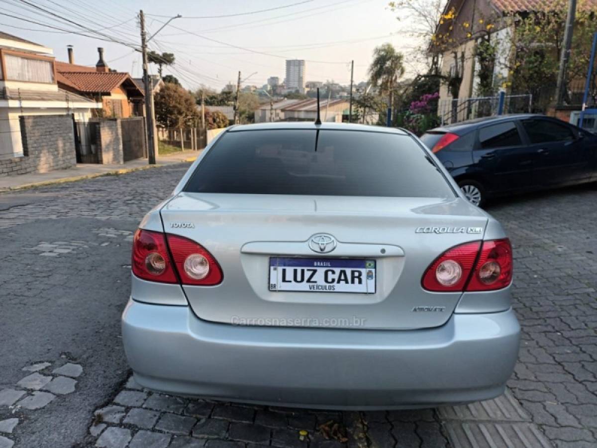 TOYOTA - COROLLA - 2008/2008 - Prata - R$ 43.000,00