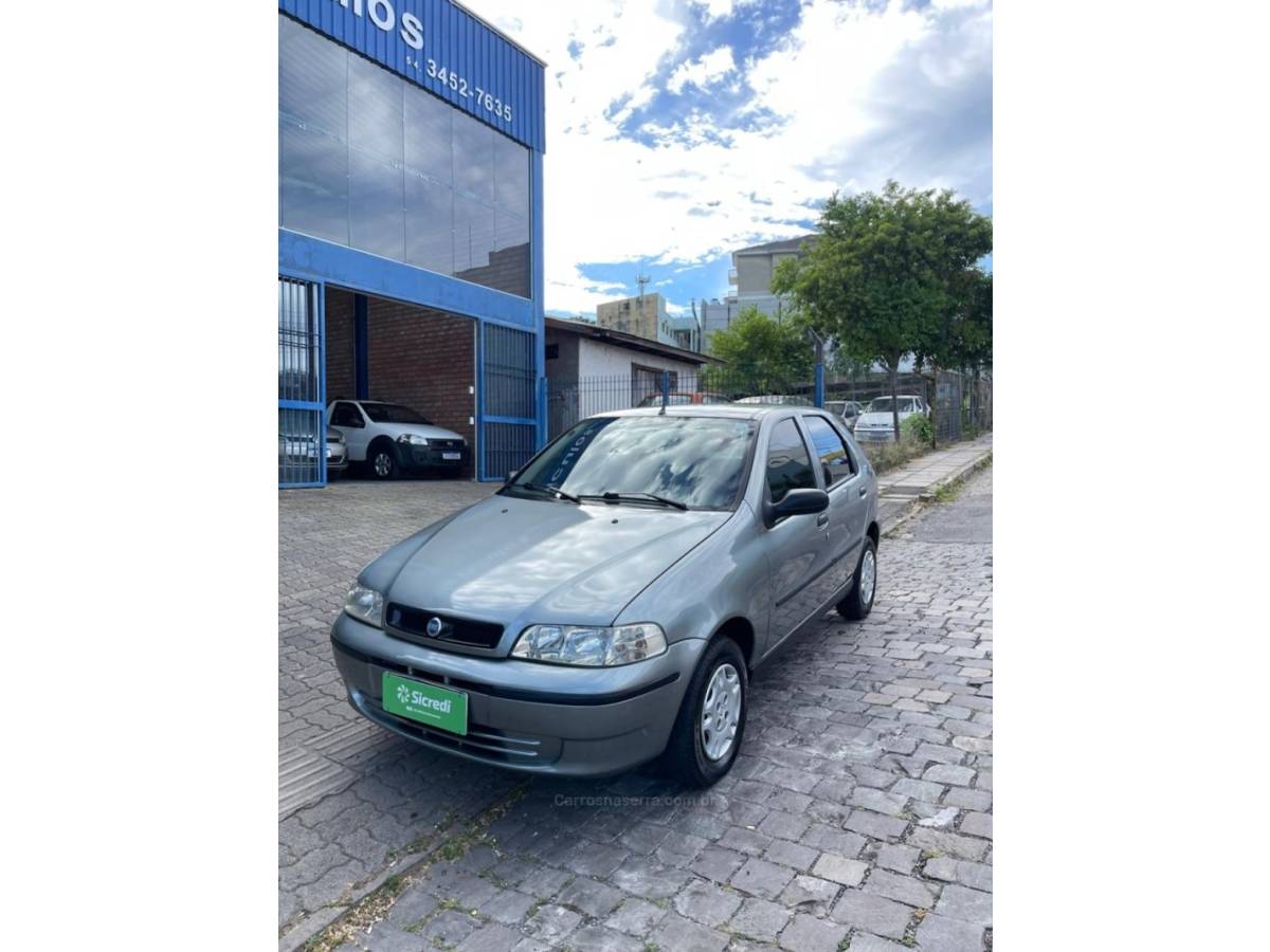FIAT - PALIO - 2005/2006 - Cinza - R$ 21.900,00