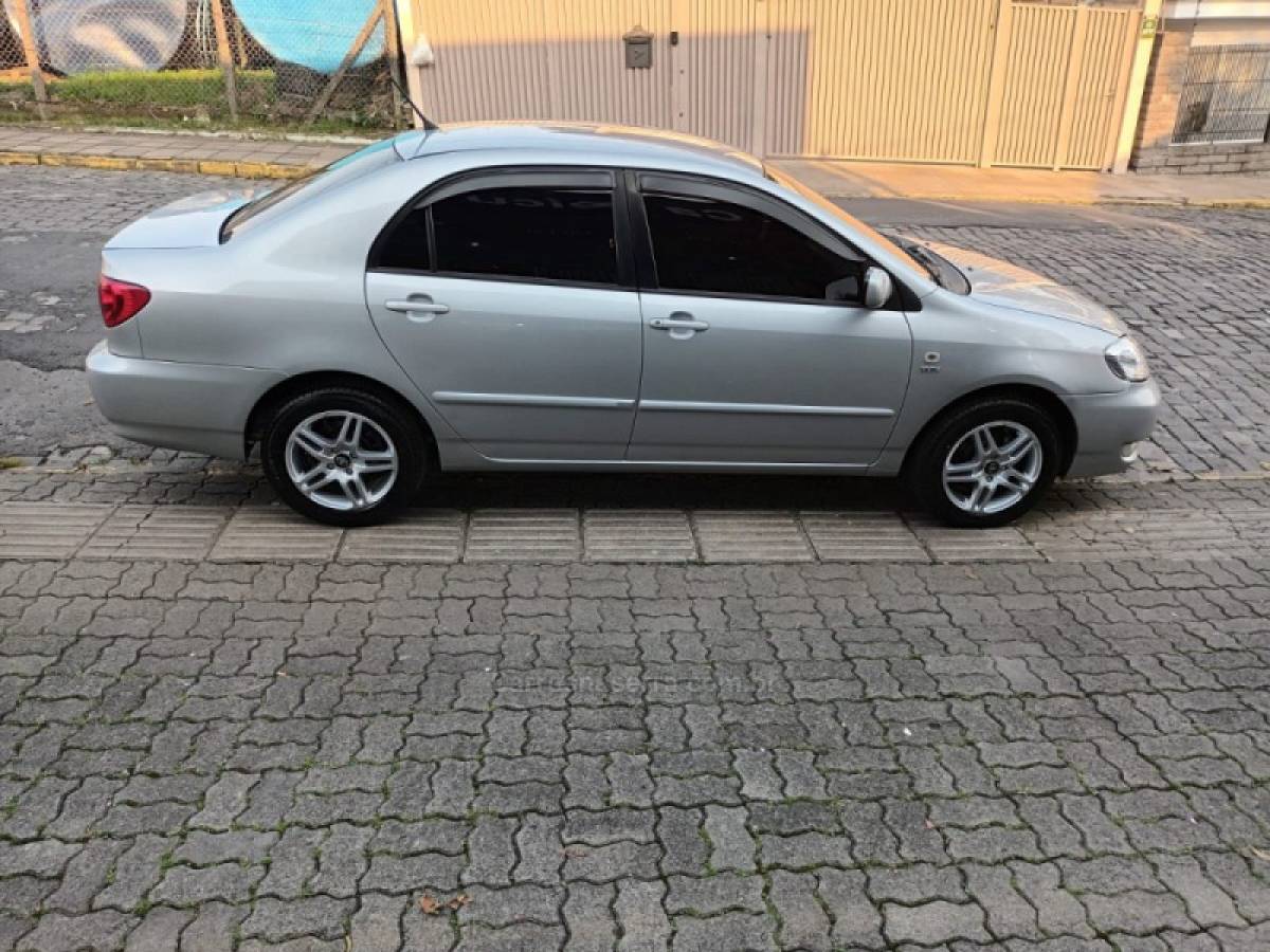 TOYOTA - COROLLA - 2008/2008 - Prata - R$ 43.000,00