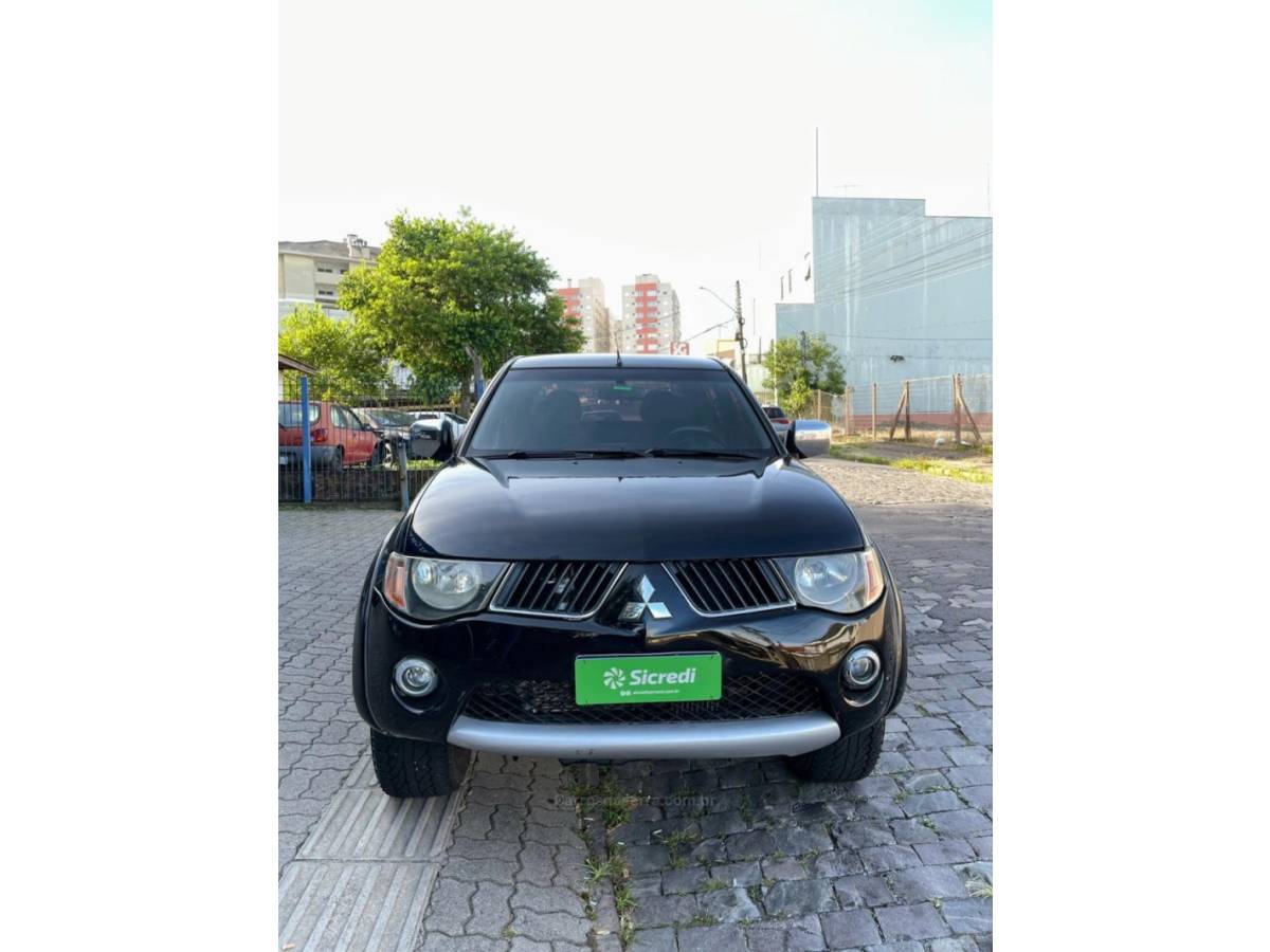 MITSUBISHI - L200 TRITON - 2009/2009 - Preta - R$ 84.000,00