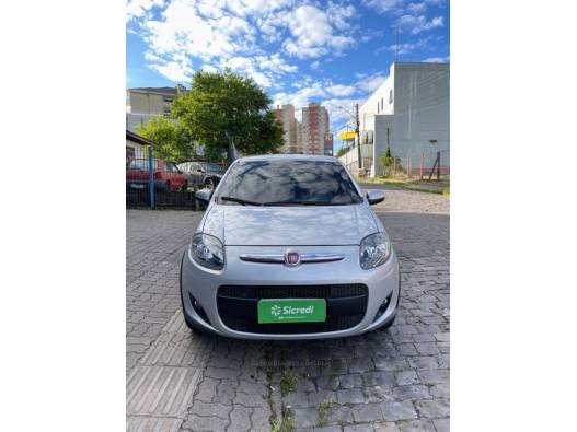 FIAT - PALIO - 2013/2014 - Prata - R$ 44.000,00