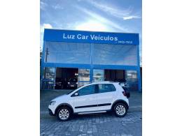 VOLKSWAGEN - CROSSFOX - 2012/2013 - Branca - R$ 46.990,00