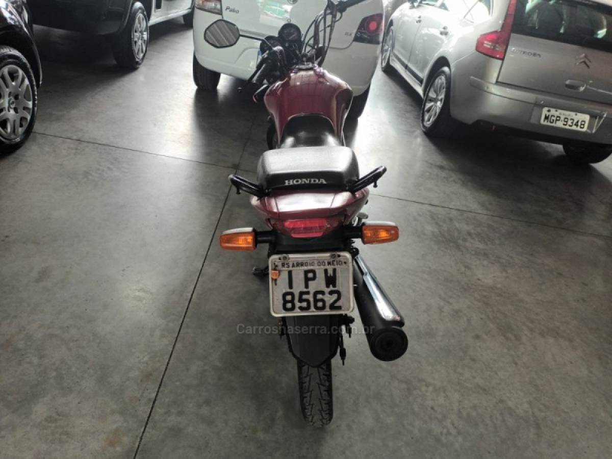 HONDA - CG 125 - 2009/2009 - Vermelha - R$ 7.500,00