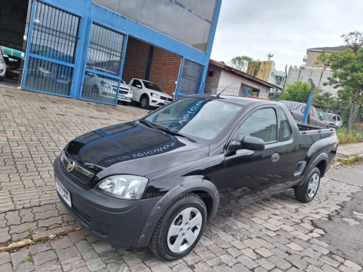 CHEVROLET - MONTANA - 2010/2010 - Preta - R$ 31.000,00