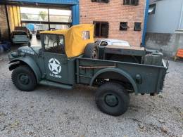 DODGE - MP34 4X4 - 1951/1951 - Verde - R$ 160.000,00