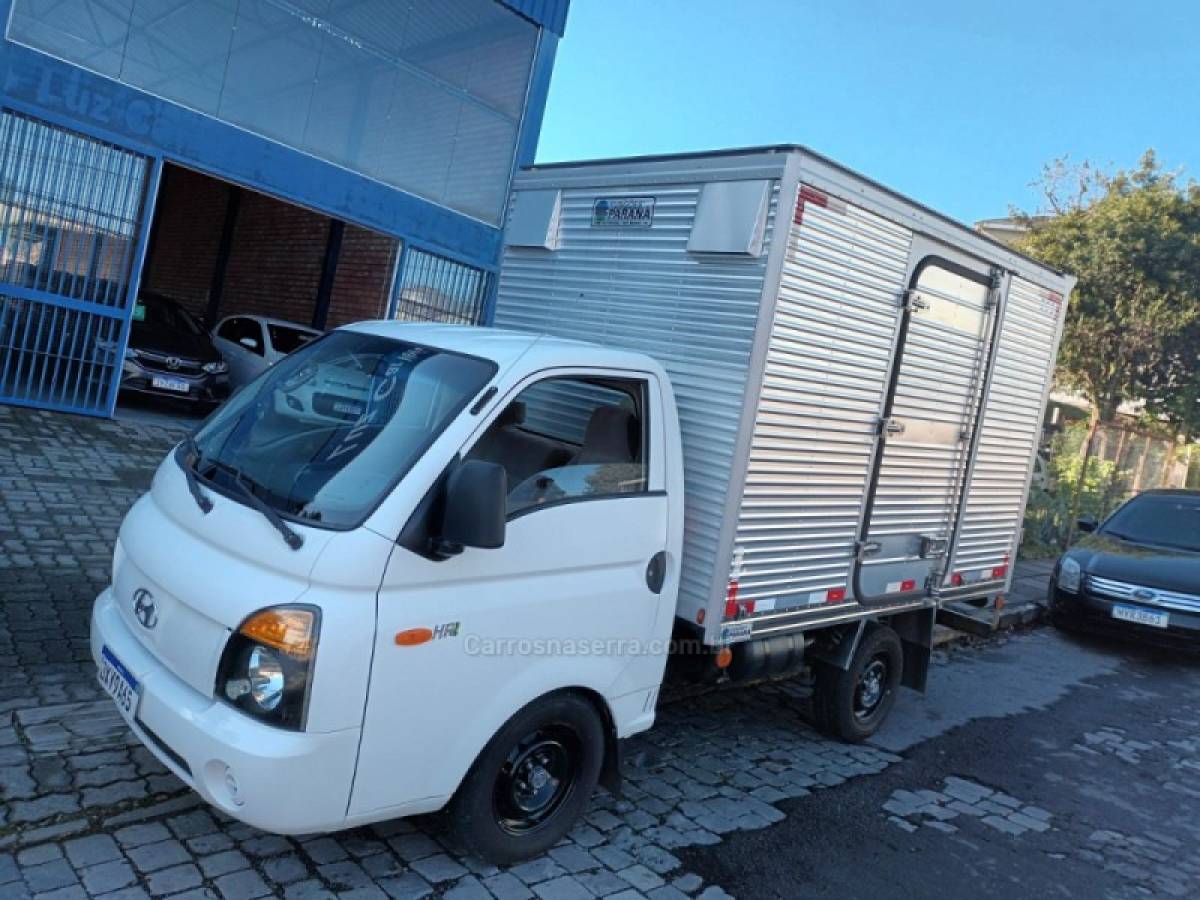 HYUNDAI - HR - 2007/2007 - Branca - R$ 82.000,00