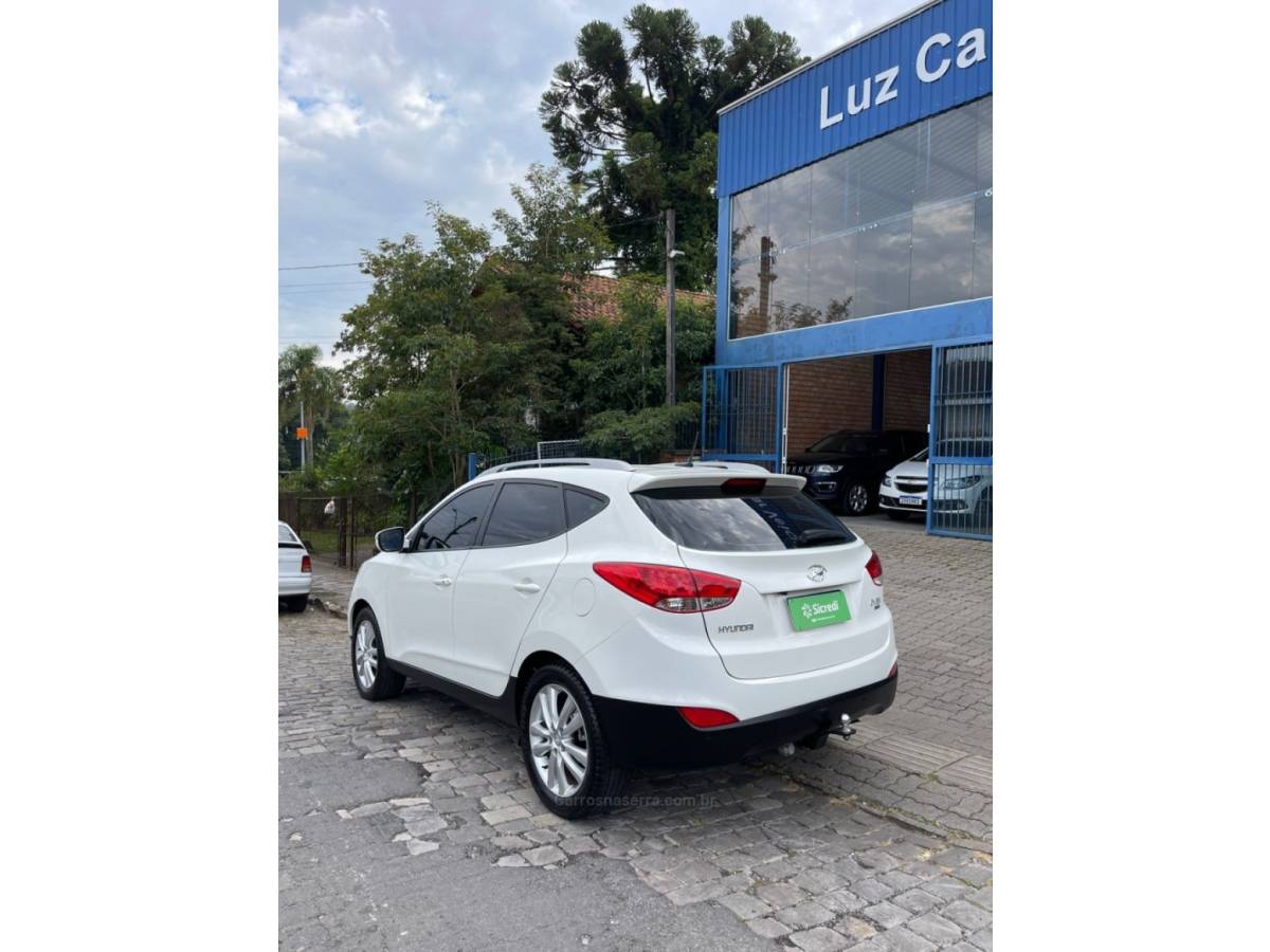 HYUNDAI - IX35 - 2012/2013 - Branca - R$ 69.000,00