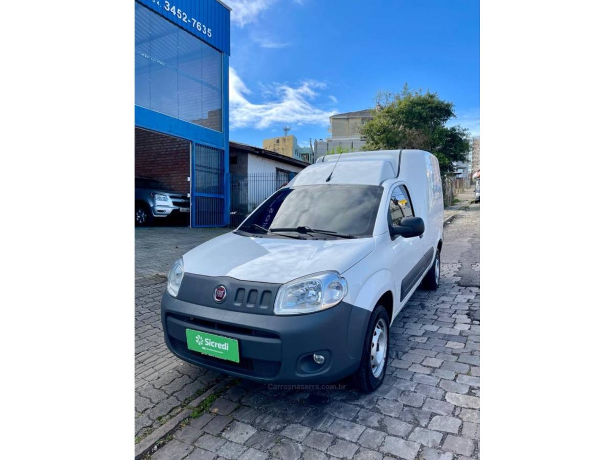 FIAT - FIORINO - 2019/2020 - Branca - R$ 74.000,00